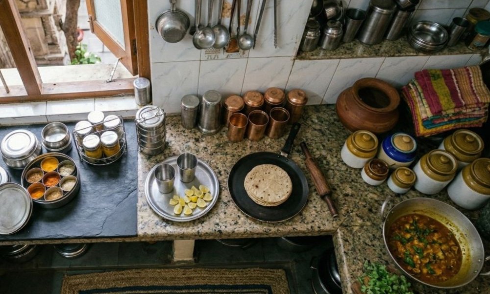 Stainless Steel vs Nonstick vs Aluminum Utensils